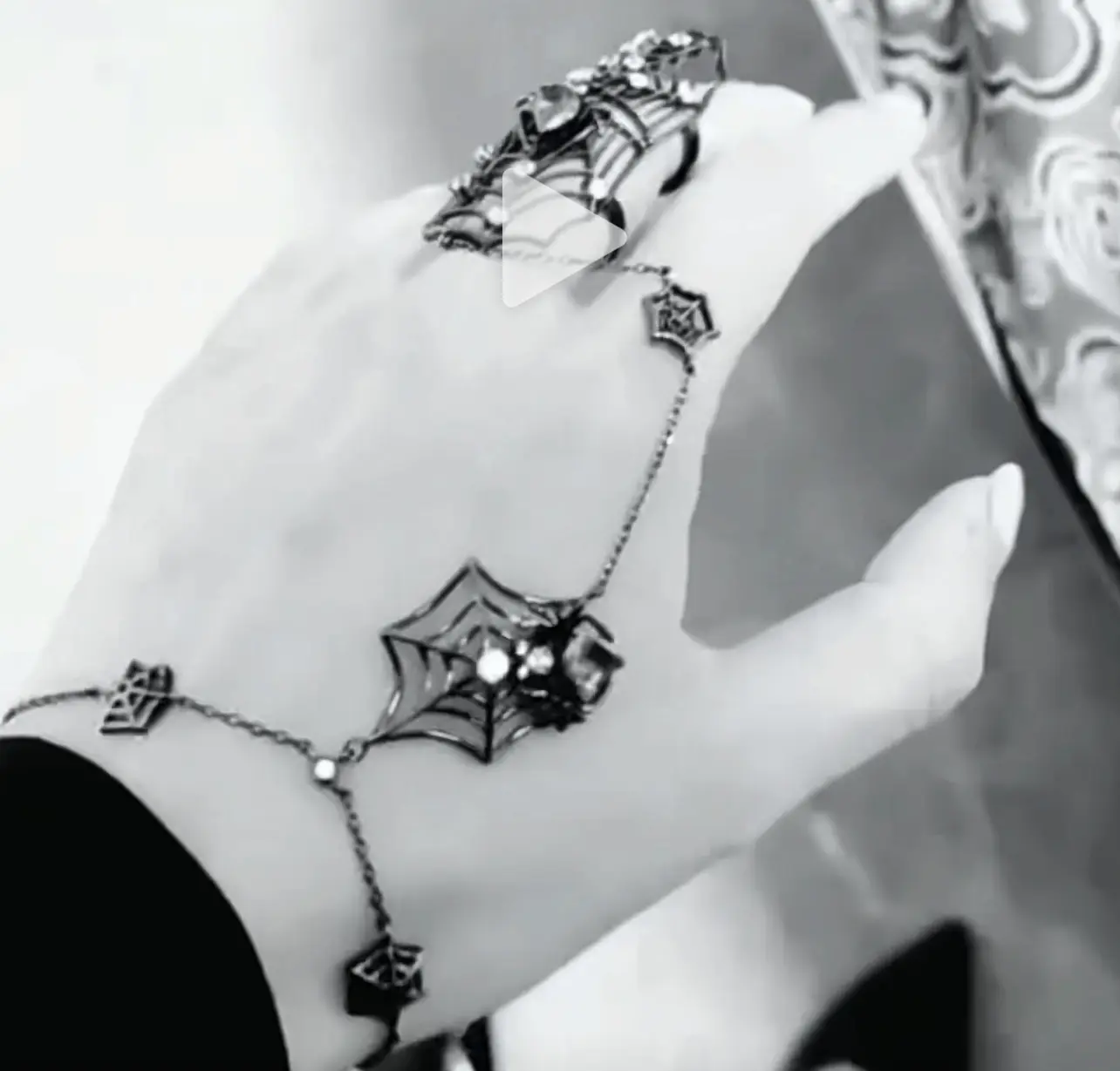 “S倾向”揭秘:你了解自己的施虐者或受虐者身份吗? 一